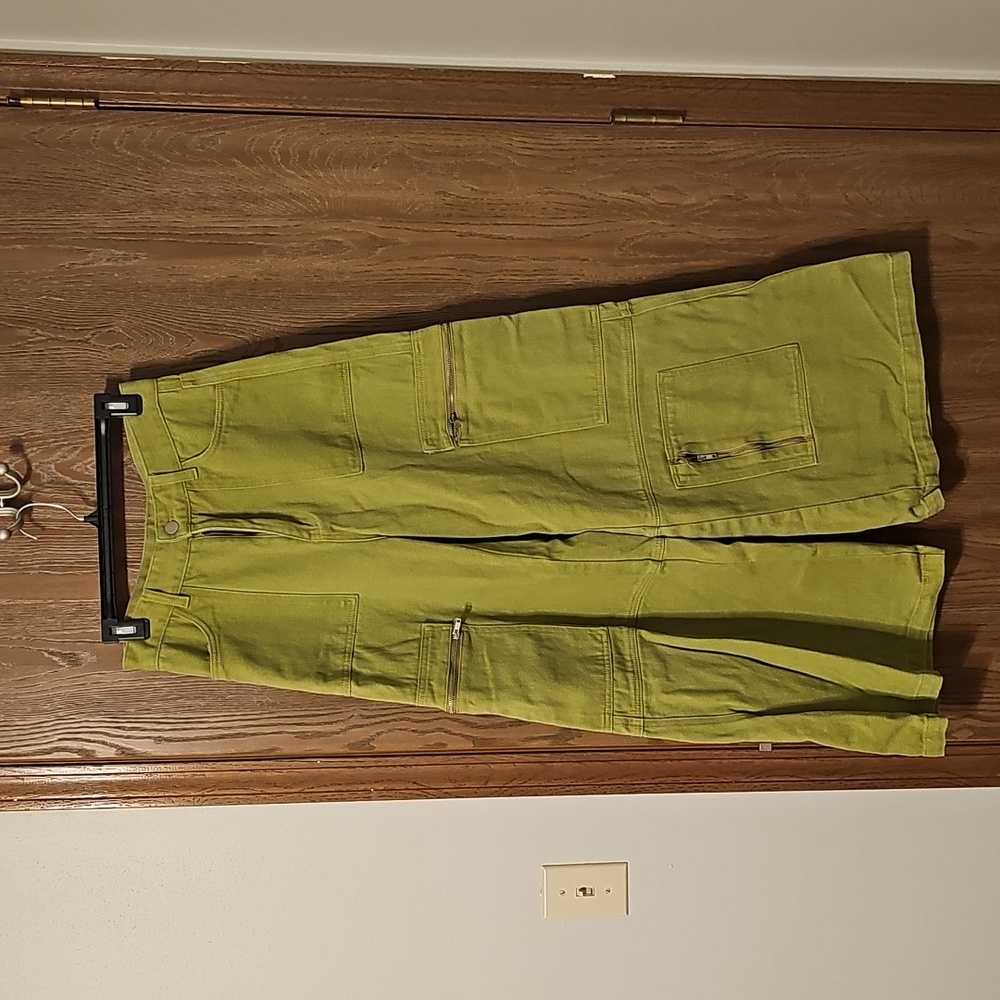 CIDER Wide-Leg Green Cargo Pants